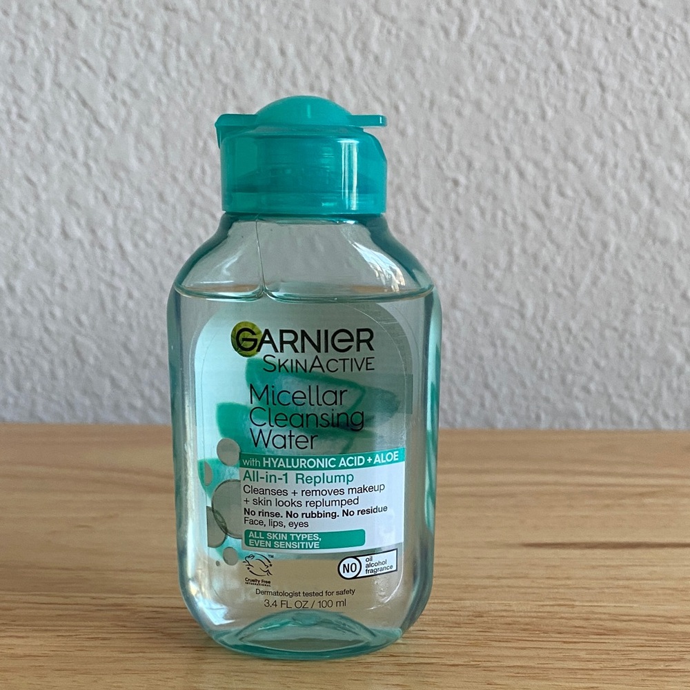 Garnier SkinActive Micellar Water with Aloe and Hyaluronic Acid